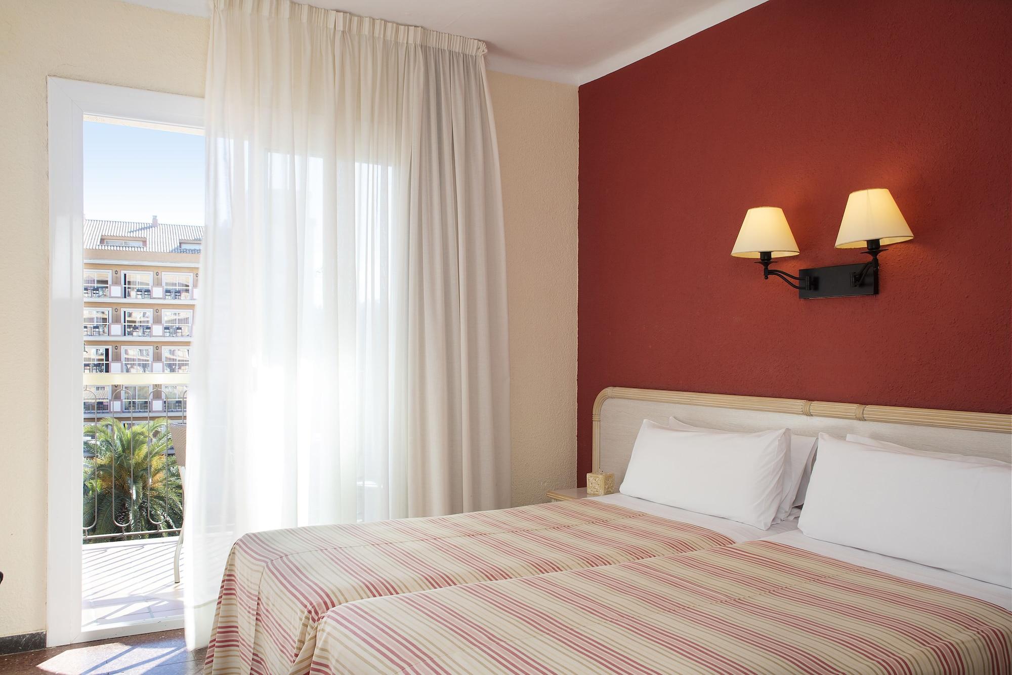 Luna Park Hotel Yoga & Spa Malgrat de Mar Εξωτερικό φωτογραφία